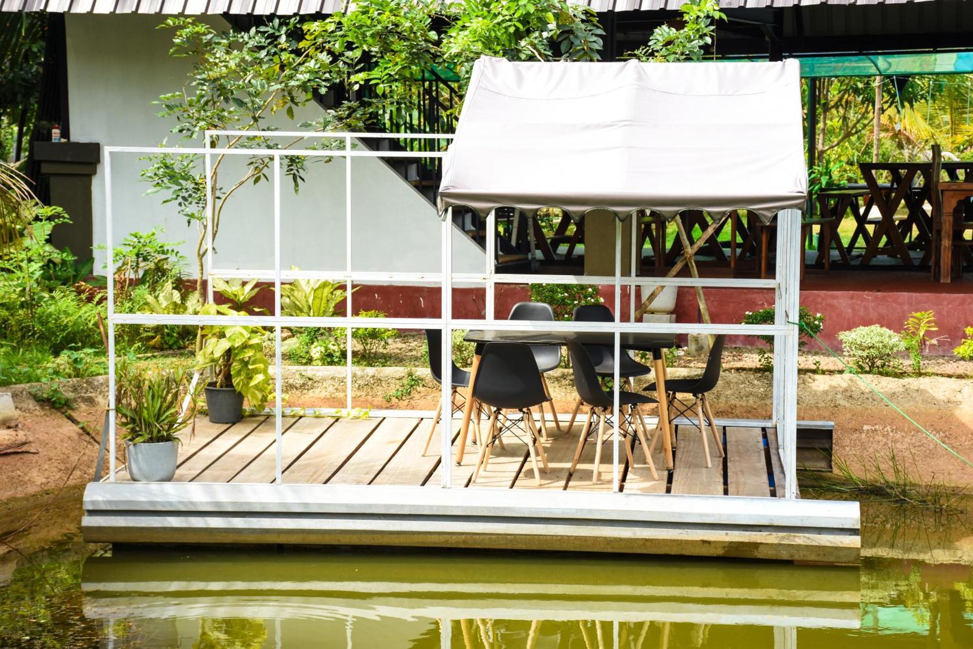 Steps Garden Resort Негомбо Екстер'єр фото