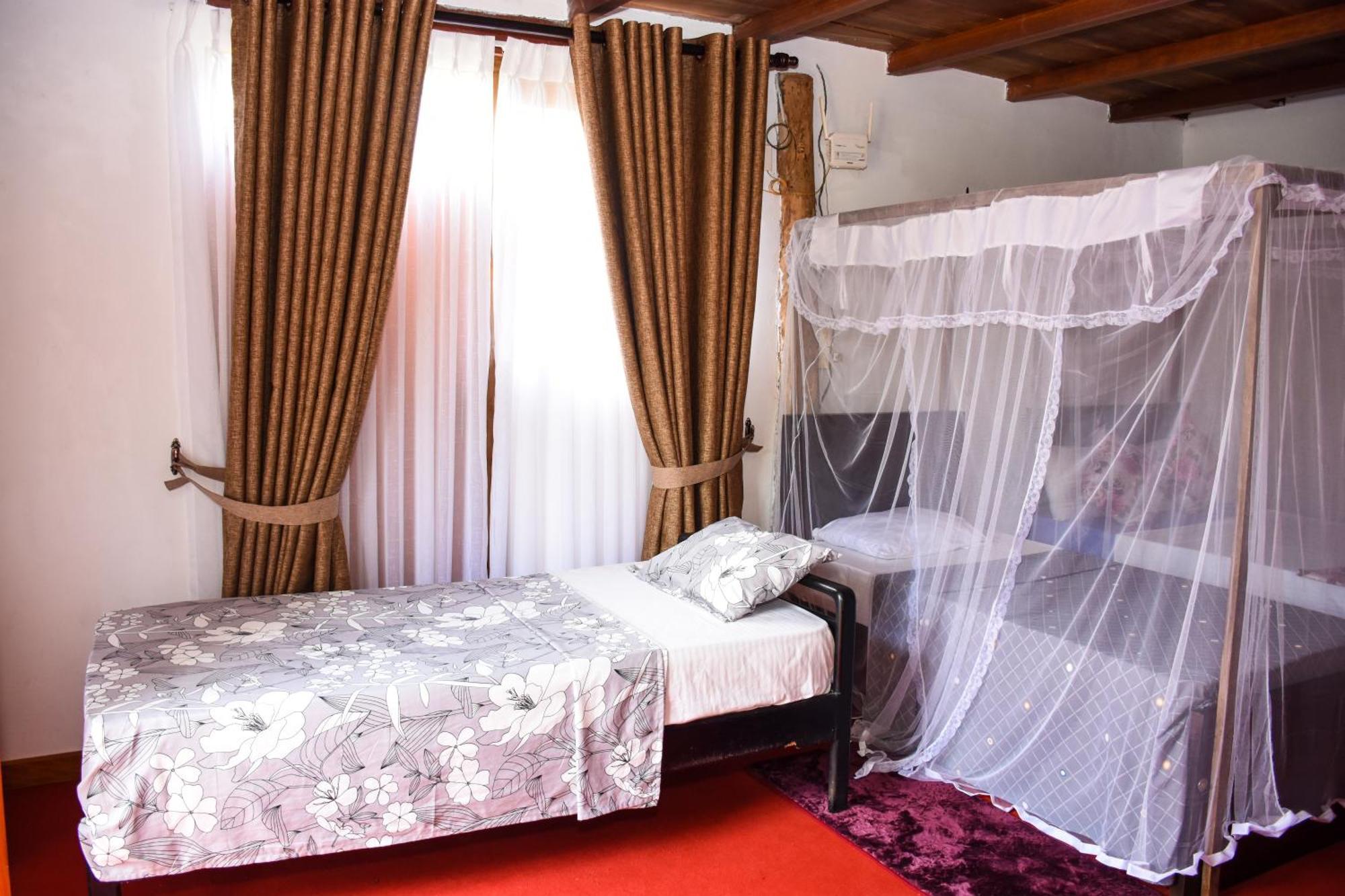 Steps Garden Resort Негомбо Екстер'єр фото