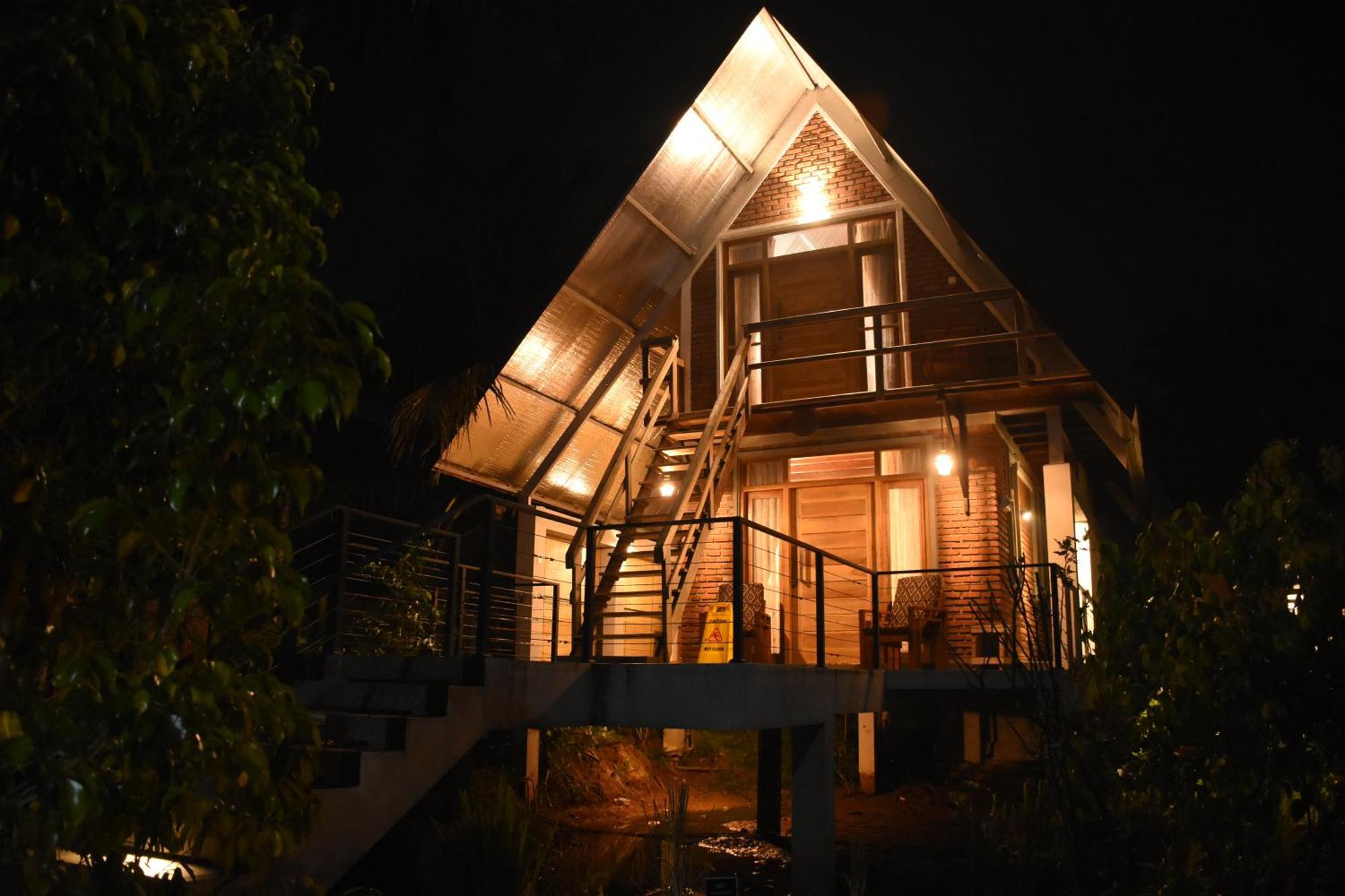 Steps Garden Resort Негомбо Екстер'єр фото