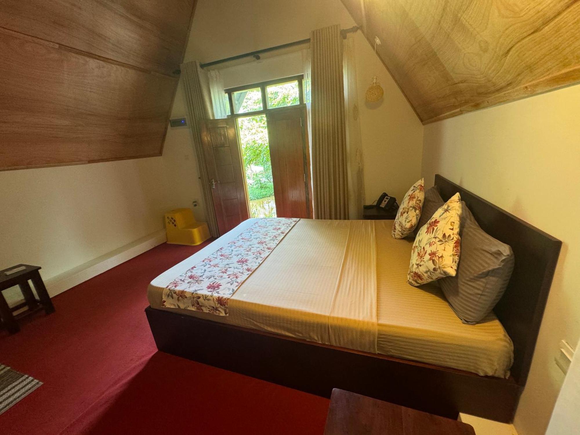 Steps Garden Resort Негомбо Екстер'єр фото